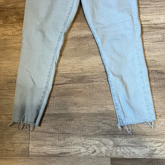 LEVI'S 721 High Rise Skinny Jean (Size 29) - Picture 4 of 14